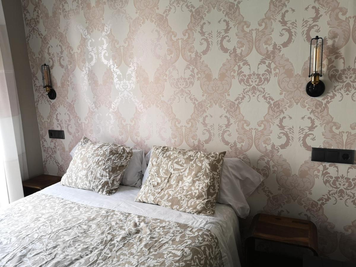 Hostal Juan Bravo セゴビア エクステリア 写真