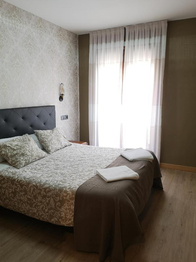 Hostal Juan Bravo セゴビア エクステリア 写真