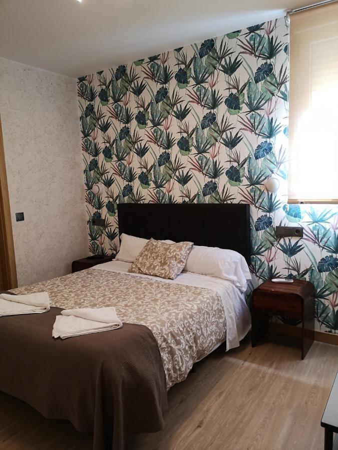 Hostal Juan Bravo セゴビア エクステリア 写真