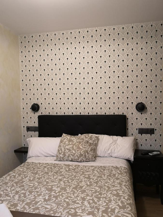 Hostal Juan Bravo セゴビア エクステリア 写真