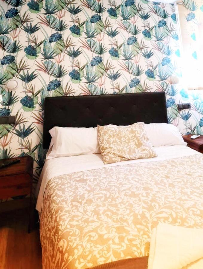 Hostal Juan Bravo セゴビア エクステリア 写真